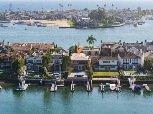 12 Harbor Is, Newport Beach, CA 92660