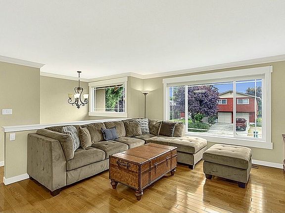 4th image of 13225 126th Pl NE