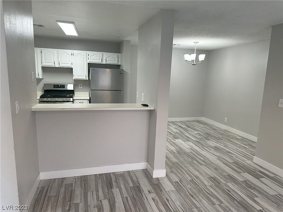 1st image of 1375 E Hacienda Ave APT 105