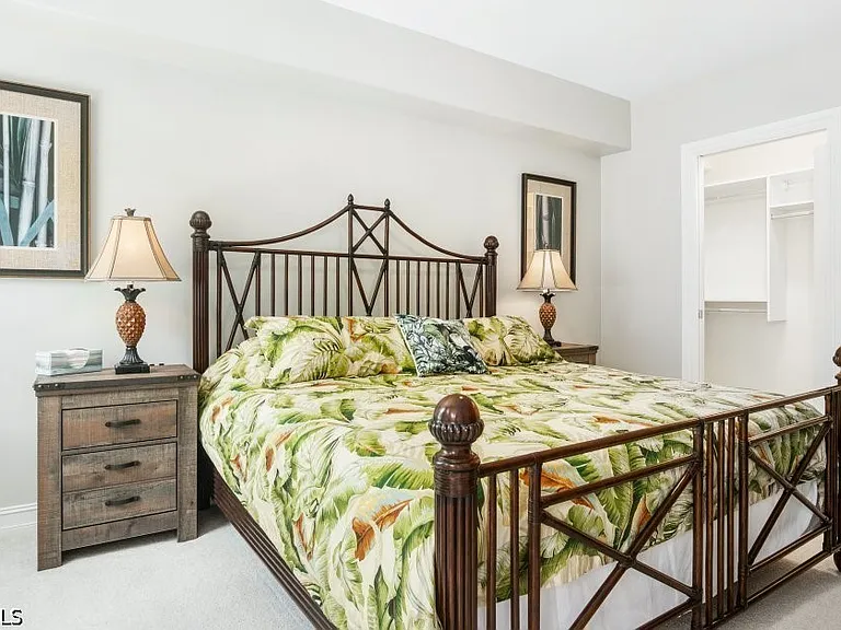 2728 Tiburon Blvd E #A-203 — Photo 19