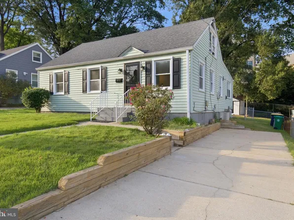 3606 Oliver St, Hyattsville, MD 20782