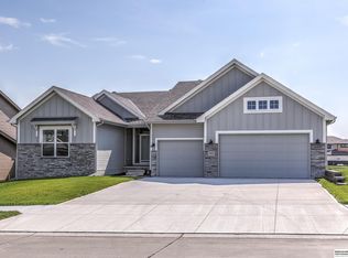 5405 N 190th St, Omaha, NE 68022
