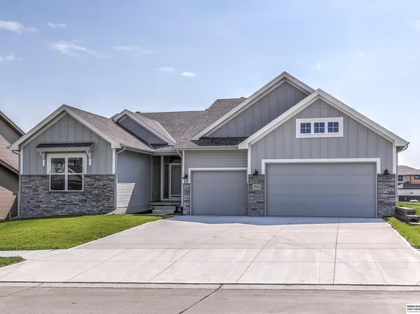 5405 N 190th St, Omaha, NE 68022