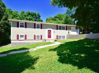 220 Peterson Rd, Knoxville, TN 37934