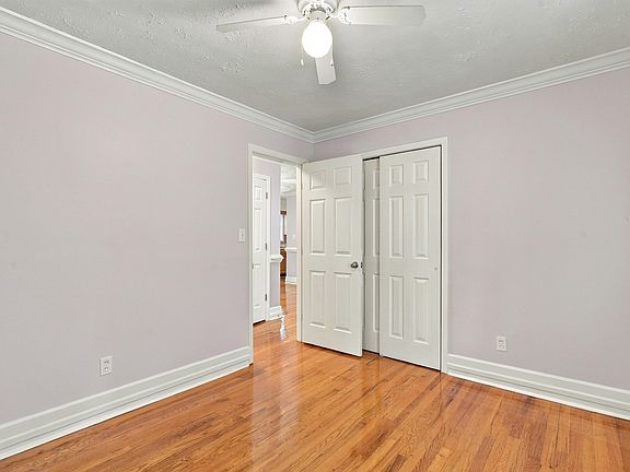 3rd image of 703 62nd Ave. N
