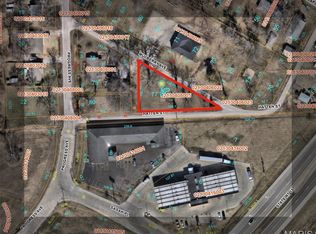 8744 Mulberry Ave, Caseyville, IL 62232