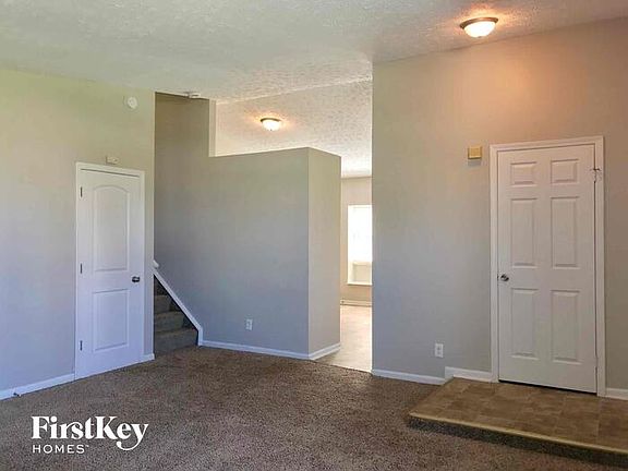 3rd image of 3625 Rock Maple Dr