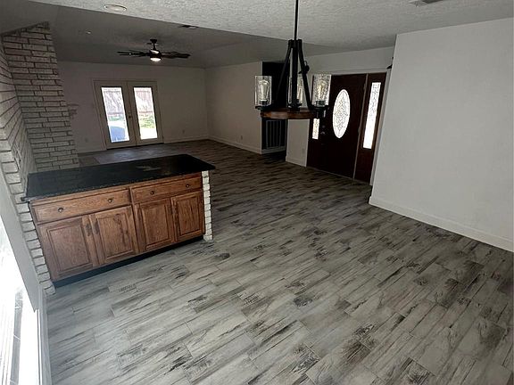 4th image of 12322 Bexhill Dr