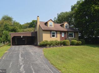 71 Ohlinger Rd, Shoemakersville, PA 19555