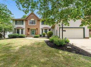 2114 Longfellow St NE, Canton, OH 44721