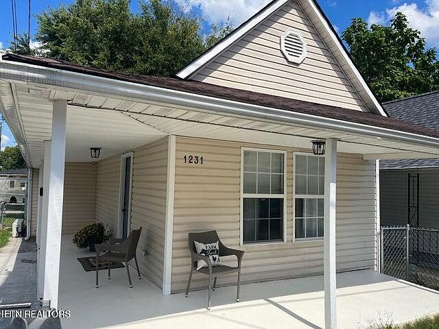 1st image of 1231 Callaway St