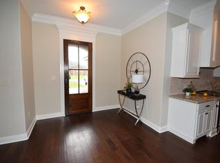 1319 Hull Ave, Des Moines, IA 50316