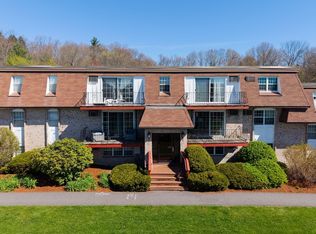 Williamsburg Court, Shrewsbury, MA 01545