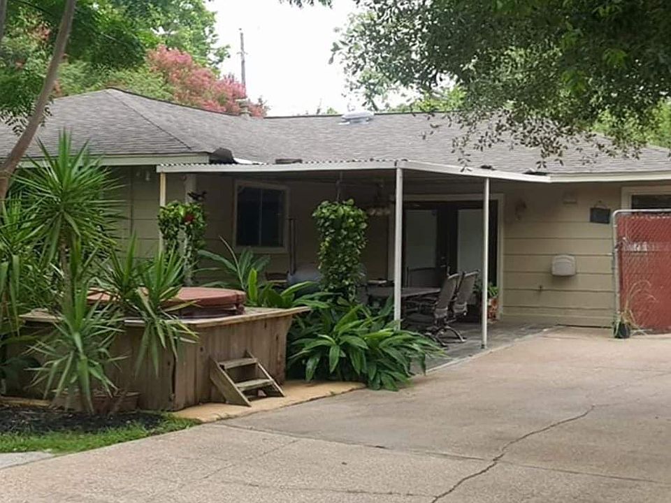 2nd image of 4817 Sycamore Ave