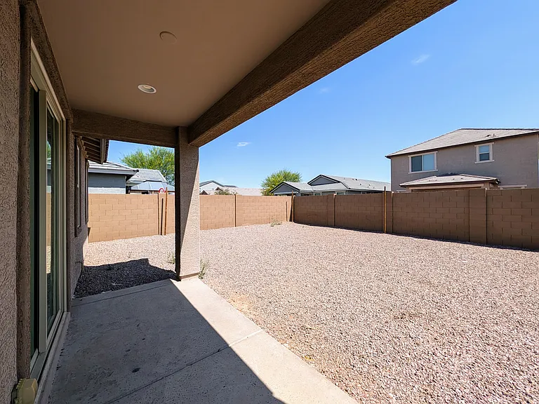 9509 W Sells Dr — Photo 43
