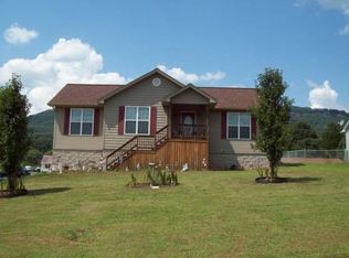 135 Hill Cir, Dunlap, TN 37327