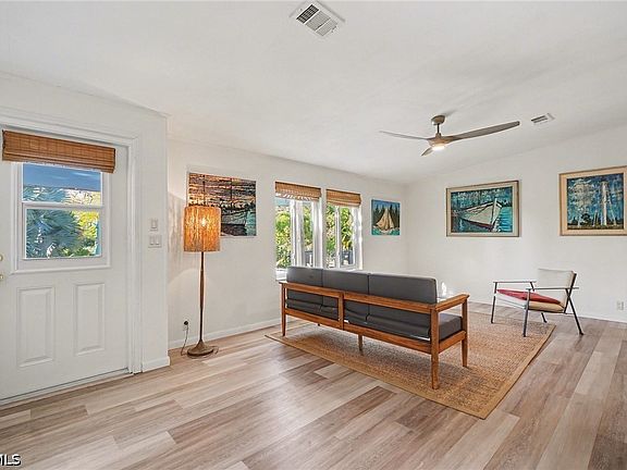 4th image of 5228 Stringfellow Rd