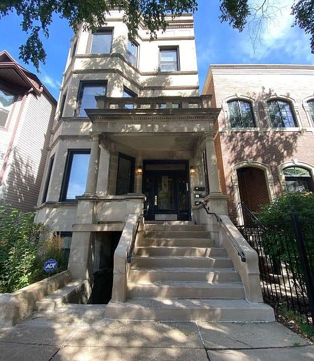 1st image of 1336 W Wellington Ave #2