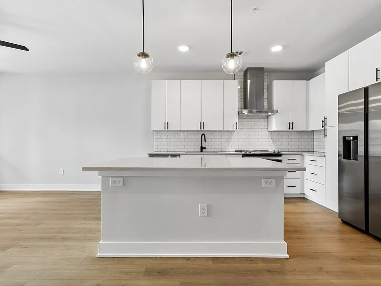 3101 Govalle Ave #212 — Photo 4