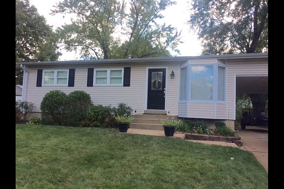 1st image of 4110 Malus Dr