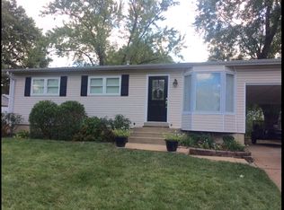 4110 Malus Dr, Saint Louis, MO 63125