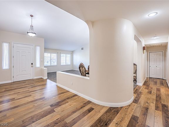 5th image of 8785 W Hammer Ln