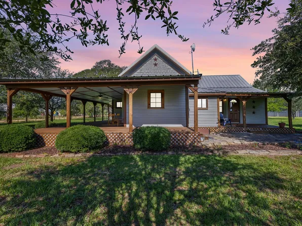1195 County Road 161, Rock Island, TX 77470
