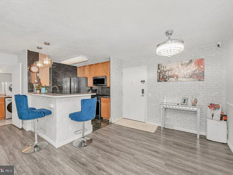 60 S Van Dorn St #511 — Photo 12