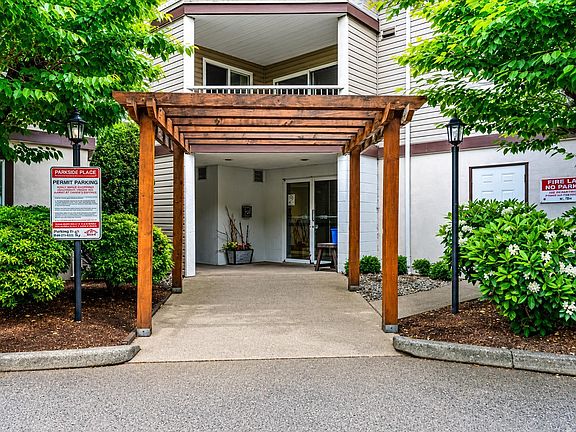 3rd image of 45222 Watson Rd #306