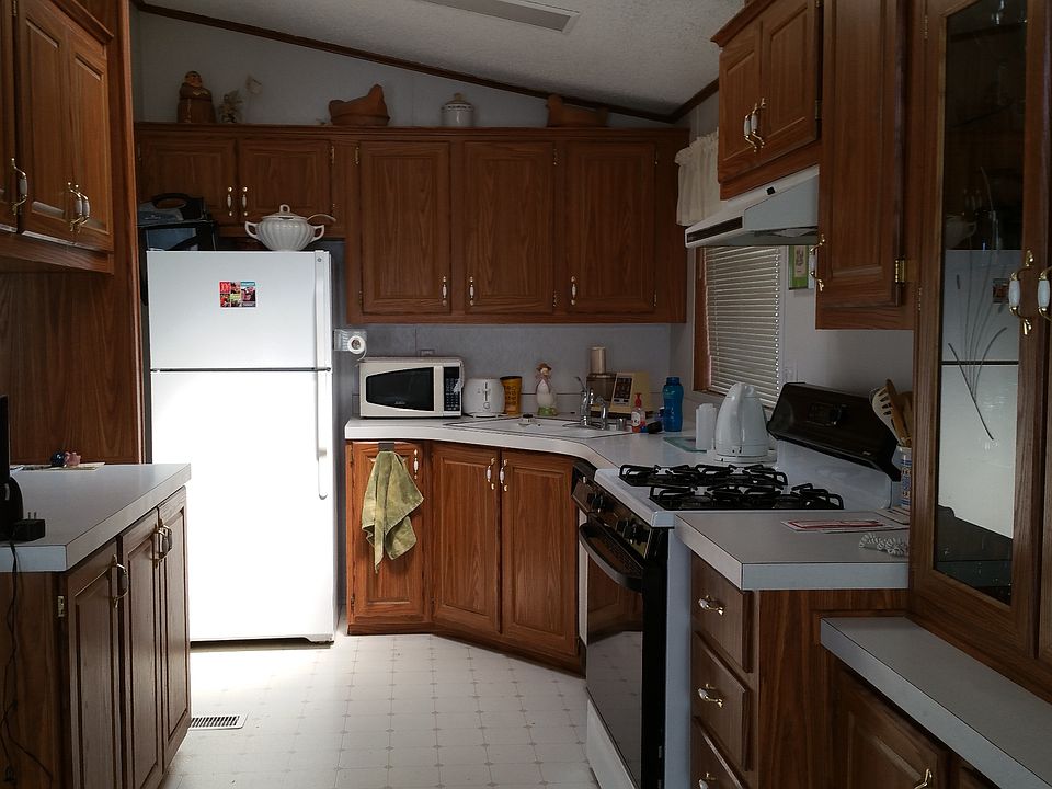 2nd image of 1001 W Lambert Rd Space 309