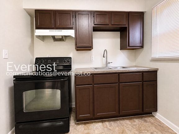 5th image of 4877 Norwich Pl