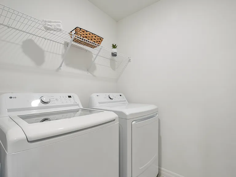 5273 Luisa Ct — Photo 34