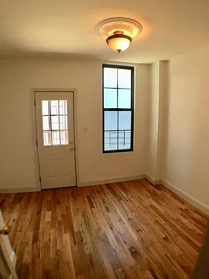 Rented by Your Space New York | media 42