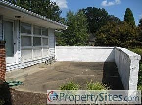 2nd image of 2021 Hermitage Dr