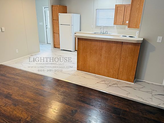 3rd image of 2915 Brooks Ave