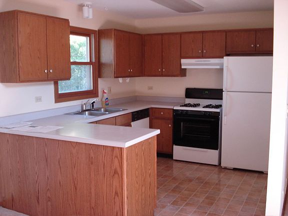 2nd image of 308 Greenview Dr
