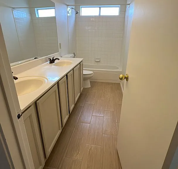 1621 N Raven — Photo 11