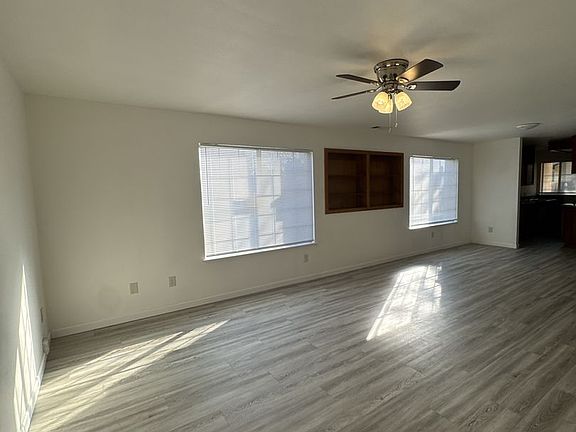 2nd image of 975-83 N Lynora St #975