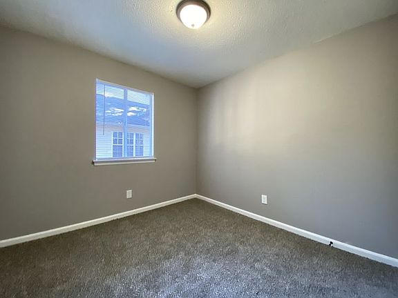 3rd image of 23 Lehigh Ct #B