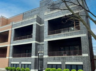 4353 N Richmond Ave #2S, Chicago, IL 60618