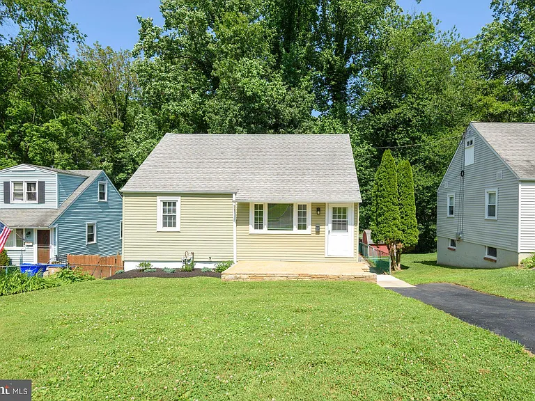 135 N Line Rd — Photo 1