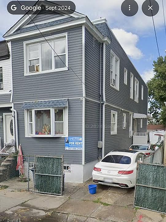2nd image of 10611 97th Ave