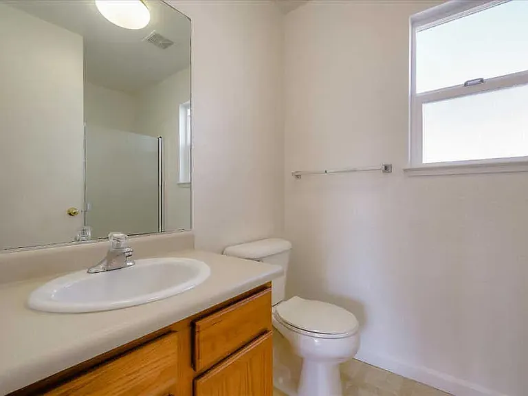 20363 Royal Ave — Photo 8