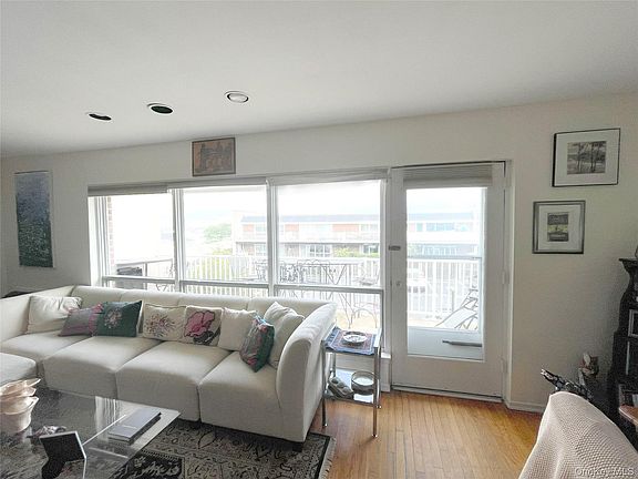 4th image of 750 Lido Boulevard #24b upper