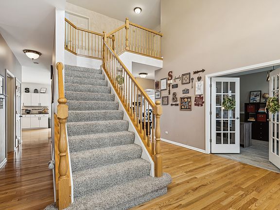 4th image of 2 Barton Creek Ct
