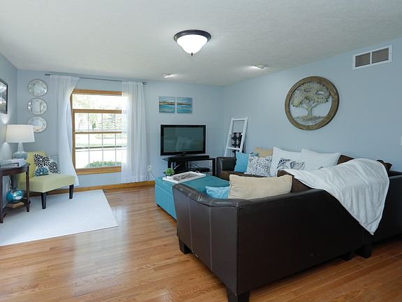 16996 Lovers Lane-103