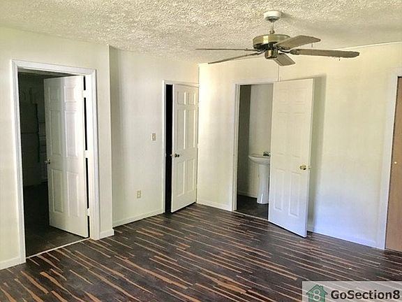 4th image of 319 Cossell Dr