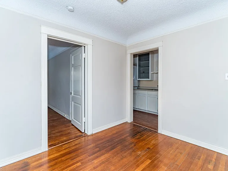 706 W French Pl #3 — Photo 9