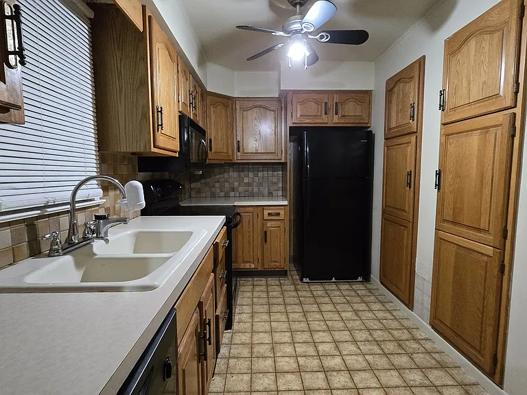 410 Allendale Pl — Photo 12