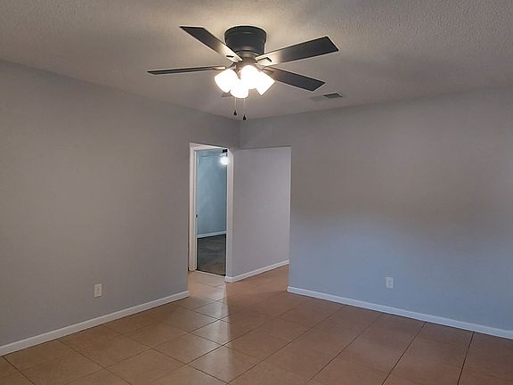 2nd image of 310 Allen Ave #B